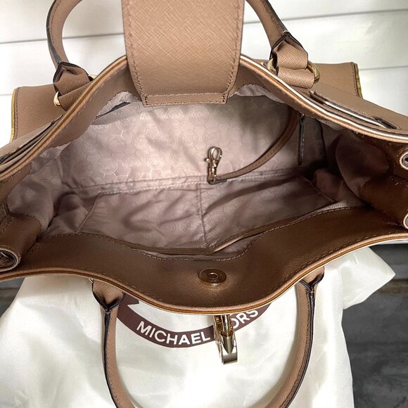 *GREAT CONDITION* Michael Kors Hamilton Saffiano Leather Medium Satchel in Khaki - Picture 12 of 14